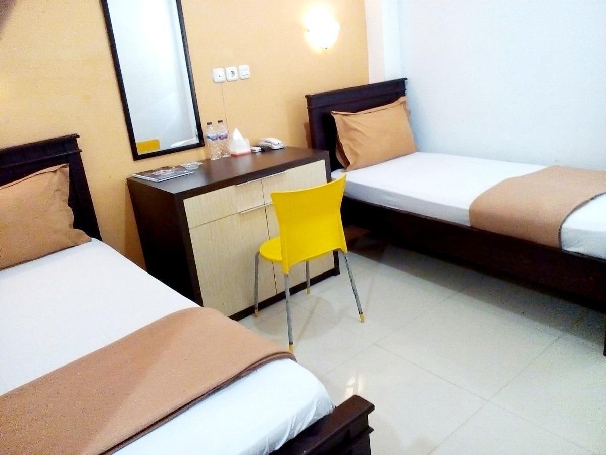 Hotel Elresas Lamongan Eksteriør billede